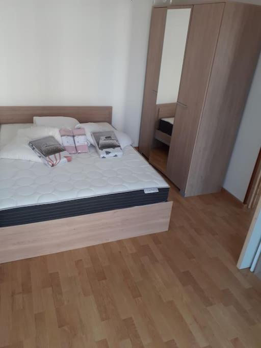 3 Chambres Le Cube-Centre Ville Troyes Bagian luar foto